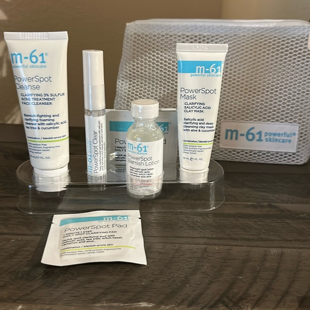 M-61 Simply Spotless Skincare Set -BLEMISH-FIGHTING SKINCARE